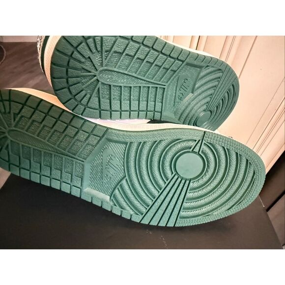 Air Jordan 1 Men's Low Top Green Toe Athletic Sneaker Shoes Multicolor Size 8.5 - Picture 13 of 16